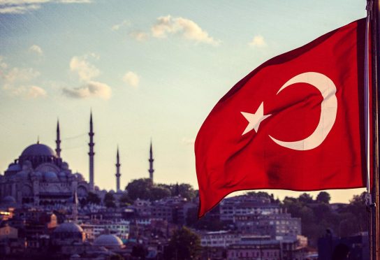stambul-turciya-flag-istanbul